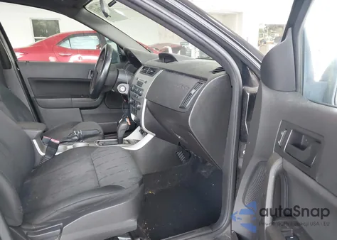 2010 Ford Focus Se z USA, uszkodzony, nr VIN 1FAHP3FN2AW272296